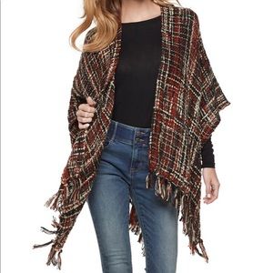 Apt. 9 Slubby Fringed Boucle Ruana